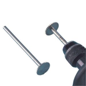 WHEEL SAW FOR THERMOFORMING MATERIALS